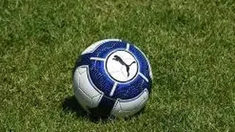 今日足球赛事攻略 ｜深度分析 ｜精品料源 ｜合买共享 ｜精准推荐 ｜盈鸿足球精选